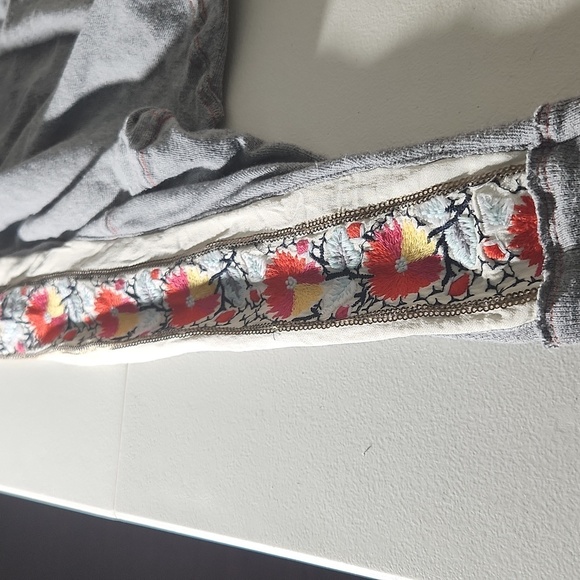 We The Free Sweater Womems Size S Petite embroidery sequins gray floral - Picture 9 of 10